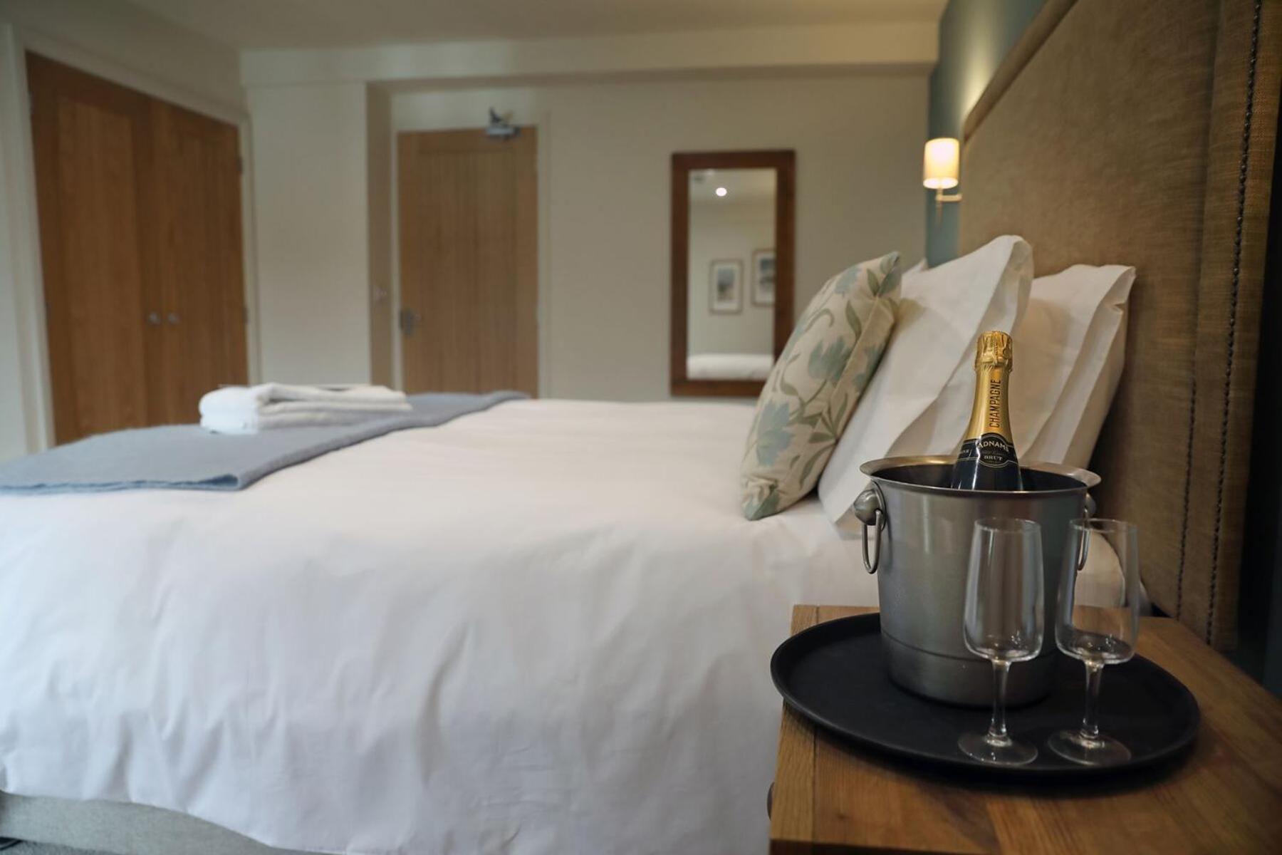 The Rising Sun Hotel Coltishall Bilik gambar